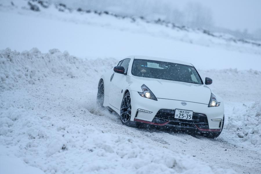  Nissan Fairlady Z Nismo (Z34) 2014 года  (JP) (фото 4 из 39)